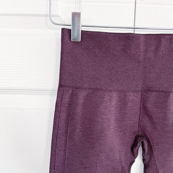 Lululemon In The Flow Crop II - Picture 2 of 7